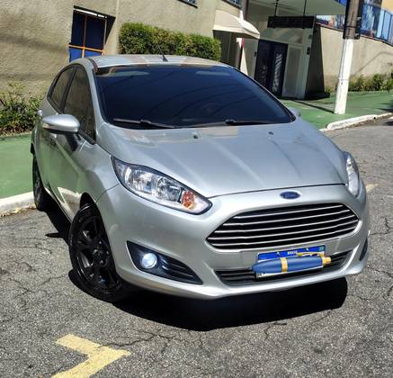 FORD FIESTA 1.6 SEL HATCH 16V FLEX 4P MANUAL